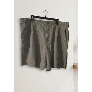 gray cotton walking shorts from the brand Saddlebred.  Sz 46